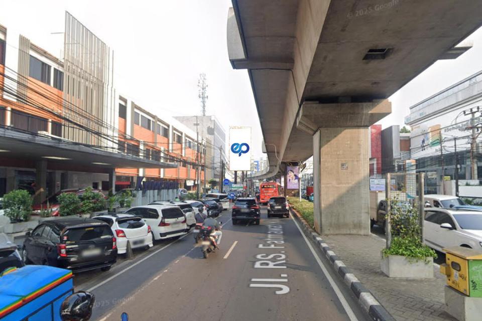 Billboard at Jl. Raya Ragunan, Jakarta Selatan