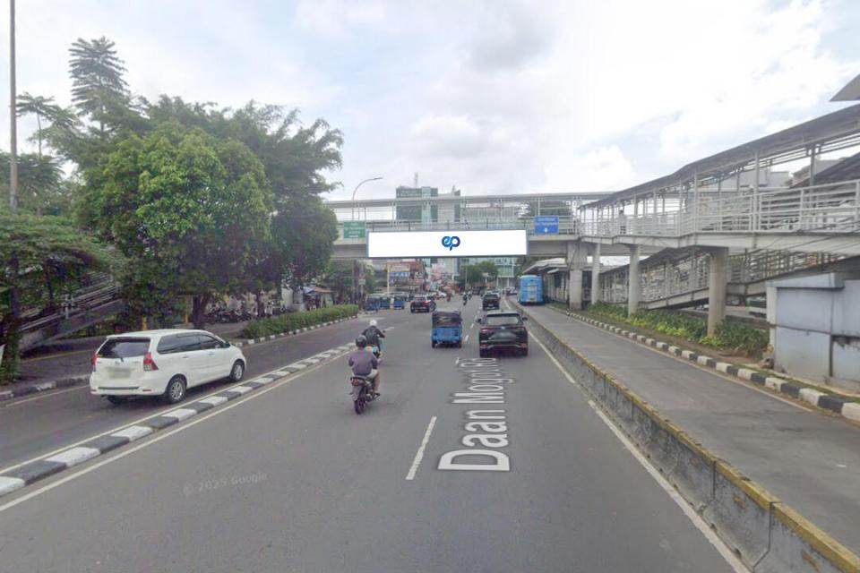 Billboard at Jl. Daan Mogot (Halte Busway Jelambar), Jakarta Barat