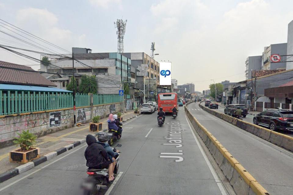 Billboard at Jl. Jatinegara Barat (Toko Karpet), Jakarta Timur
