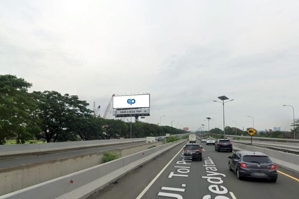 Billboard at Jl.Tol Sedyatmo KM.27+000A, Jakarta Utara