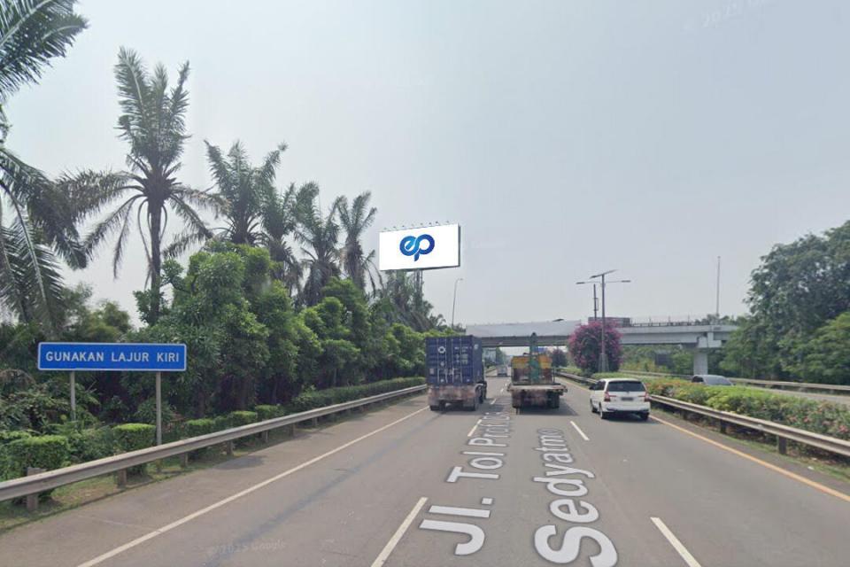 Billboard at TOL SEDYATMO KM. 30 + 457 B (BANDARA SOEKARNO HATTA), JAKARTA BARAT