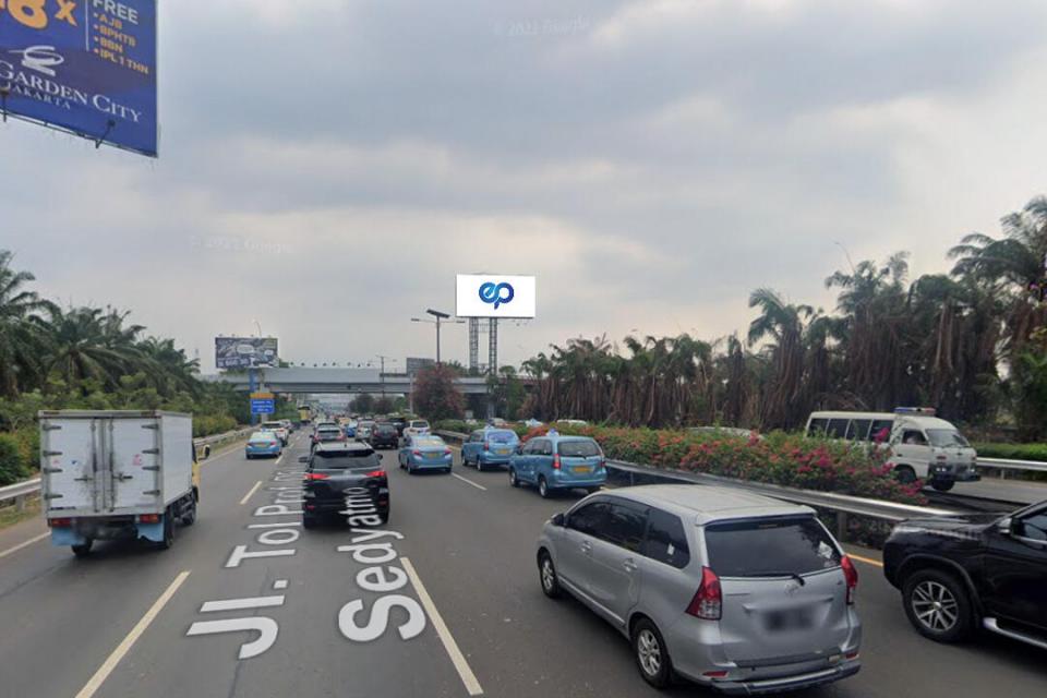 Billboard at TOL SEDYATMO KM. 30 + 457 B (BANDARA SOEKARNO HATTA), JAKARTA BARAT