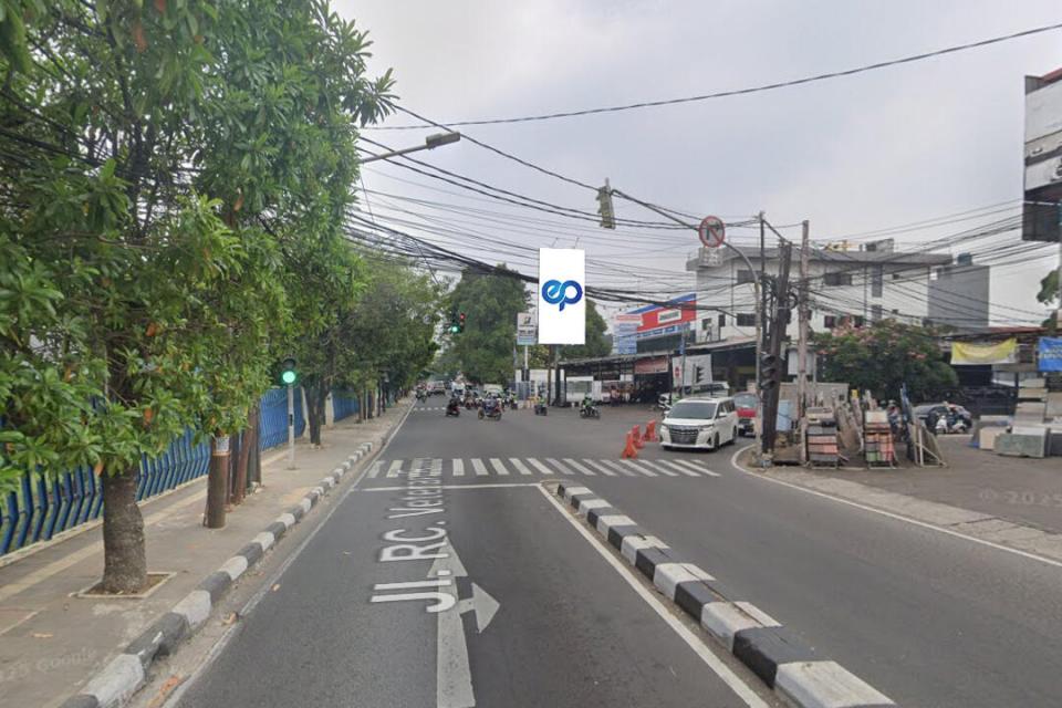 Billboard at Jl. Veteran Raya - Bintaro - Pesanggrahan, Jakarta Selatan