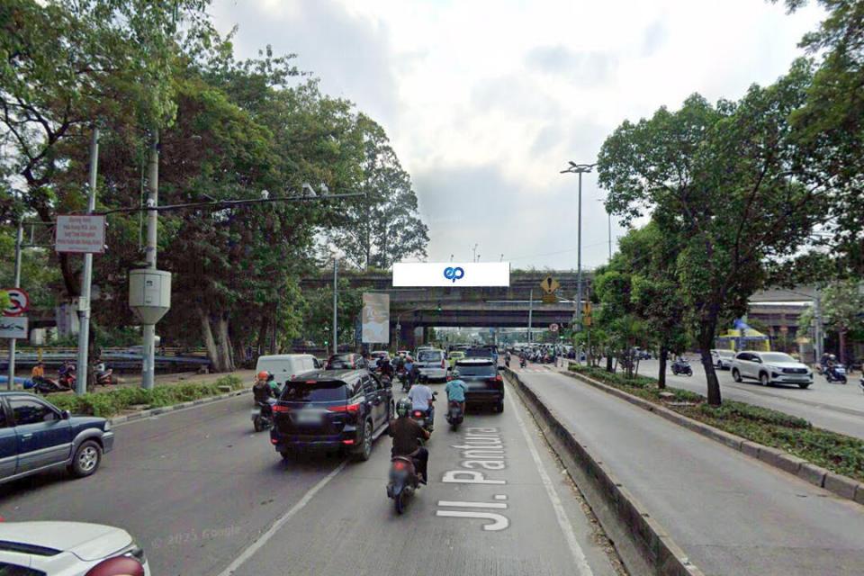 Billboard at Jl. Daan Mogot (Flyover Cengkareng), Jakarta Barat