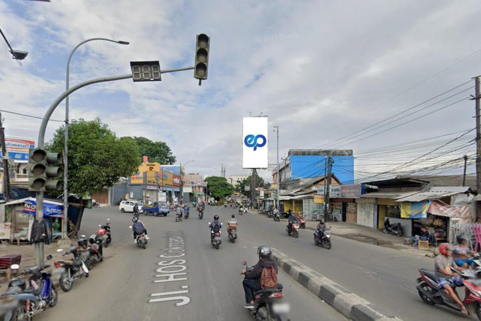 Billboard at Jl. Hos Cokroaminoto Pertigaan H Mencong, Tangerang Kota