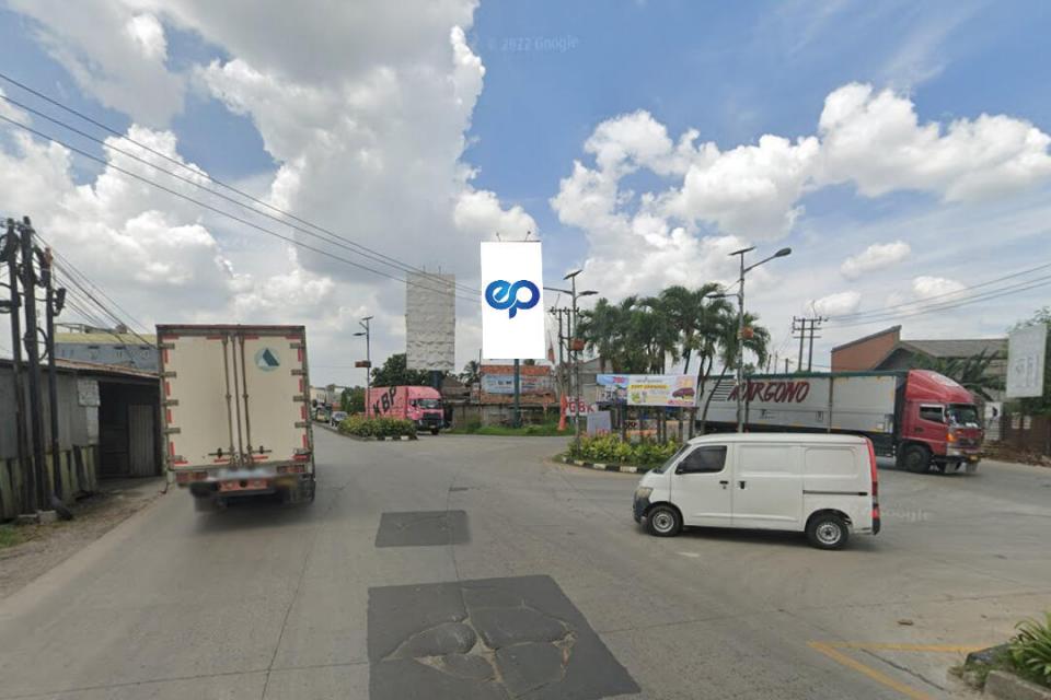 Billboard at Jl. Raya Serang Kp. Kawdaran (Simpang 4 Balaraja Timur), Tangerang