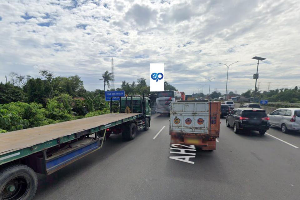 Billboard at Jl. Tol Tangerang Merak (KM 30+800 Sebelum Exit Tol Cikupa), Tangerang