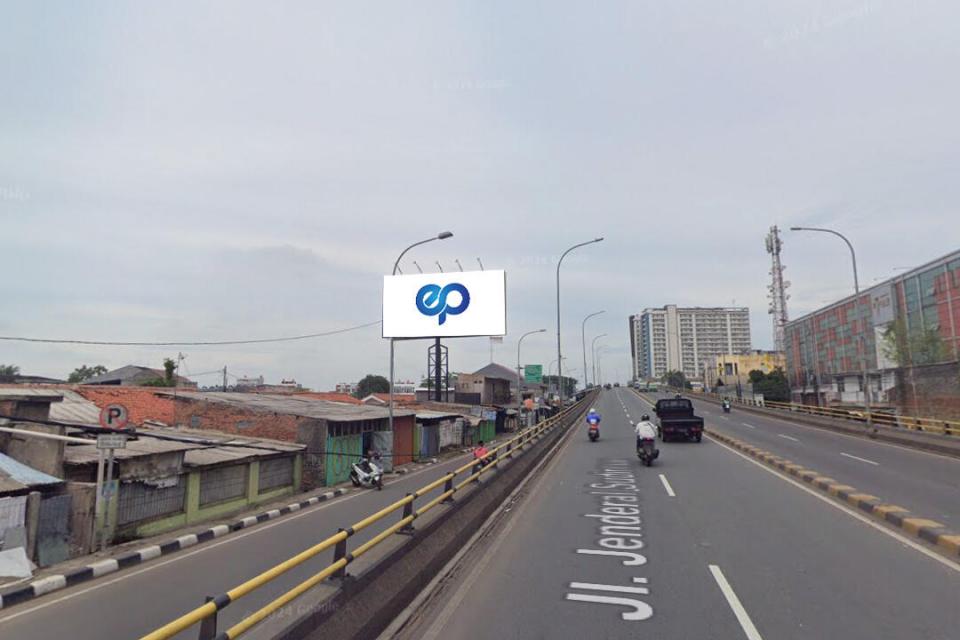 Billboard at Jl. Jend. Sudirman (Flyover depan Paragon Square Apartement), Tangerang