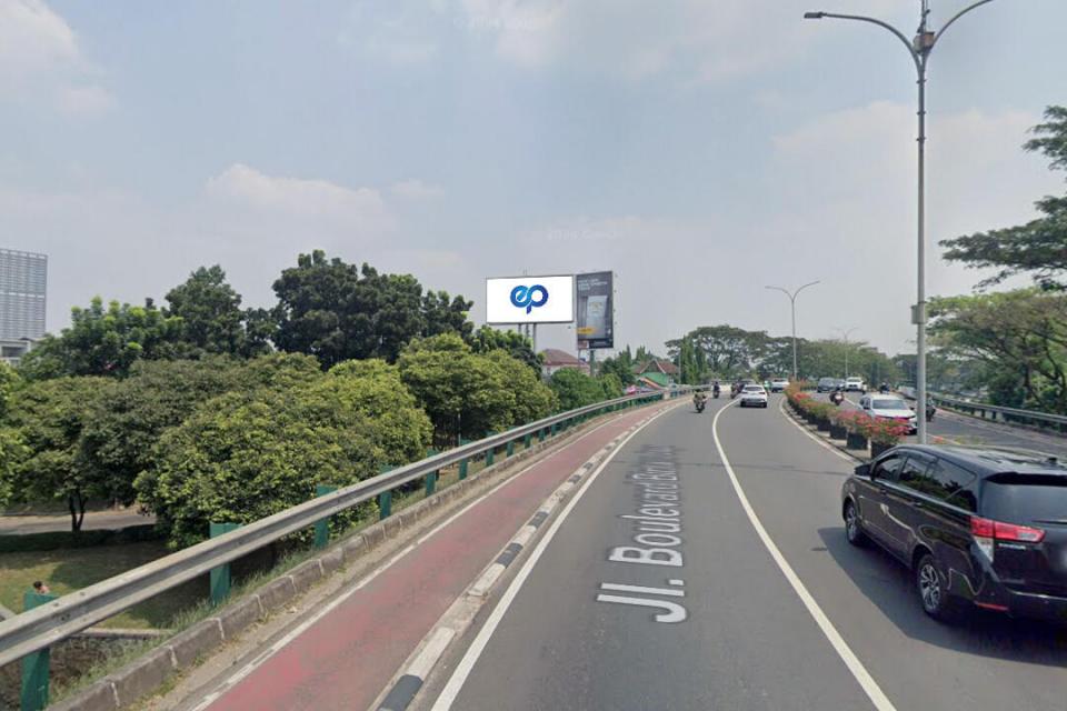 Billboard at Jl. Boulevard Bintaro Jaya (Parigi), Tangerang Selatan