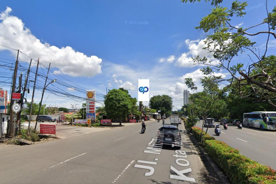 Billboard at Jl. Jend. Sudirman (POM Bensin Shell), Tangerang