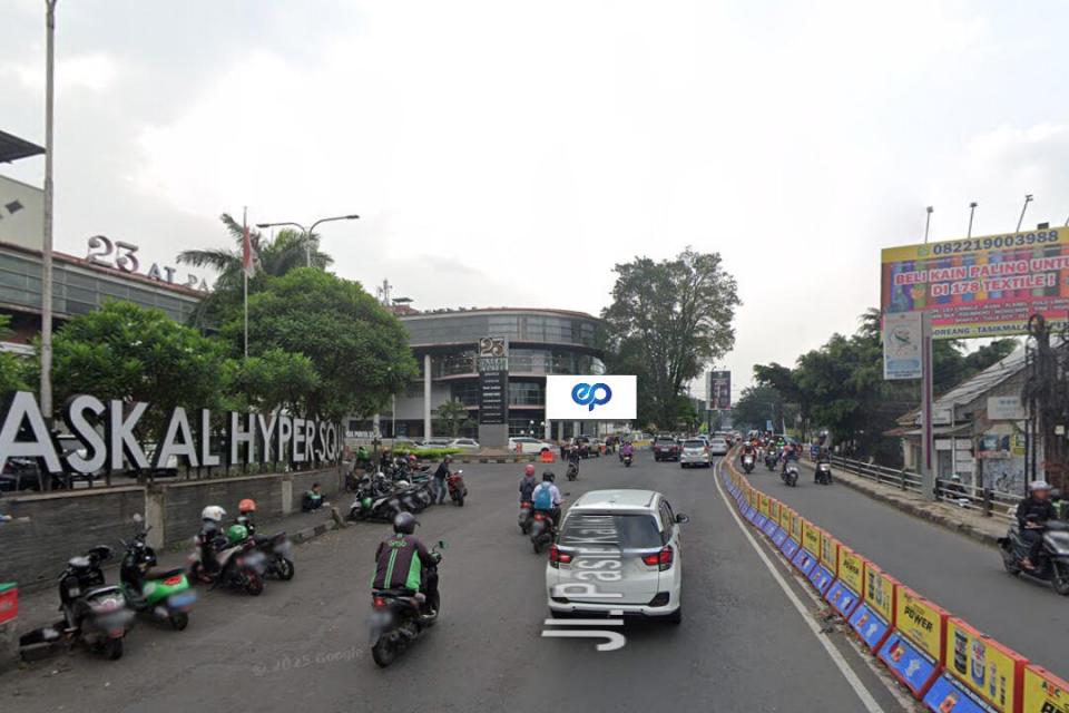 Videotron at JL. Pasir Kaliki (Depan Paskal 23), Bandung