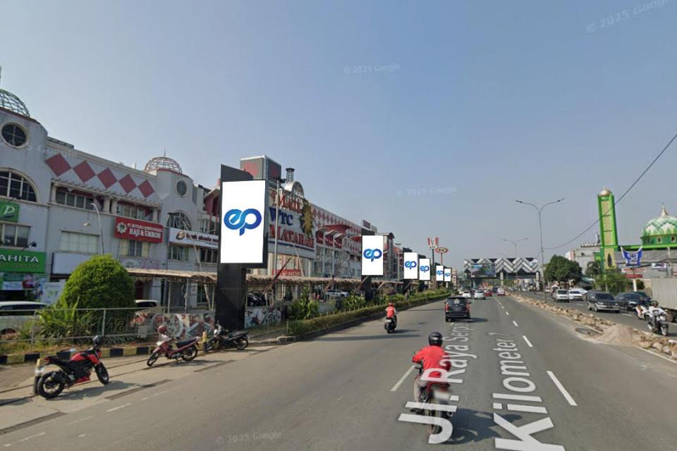 Videotron at Jl. Raya Serpong (WTC Matahari), Tangerang