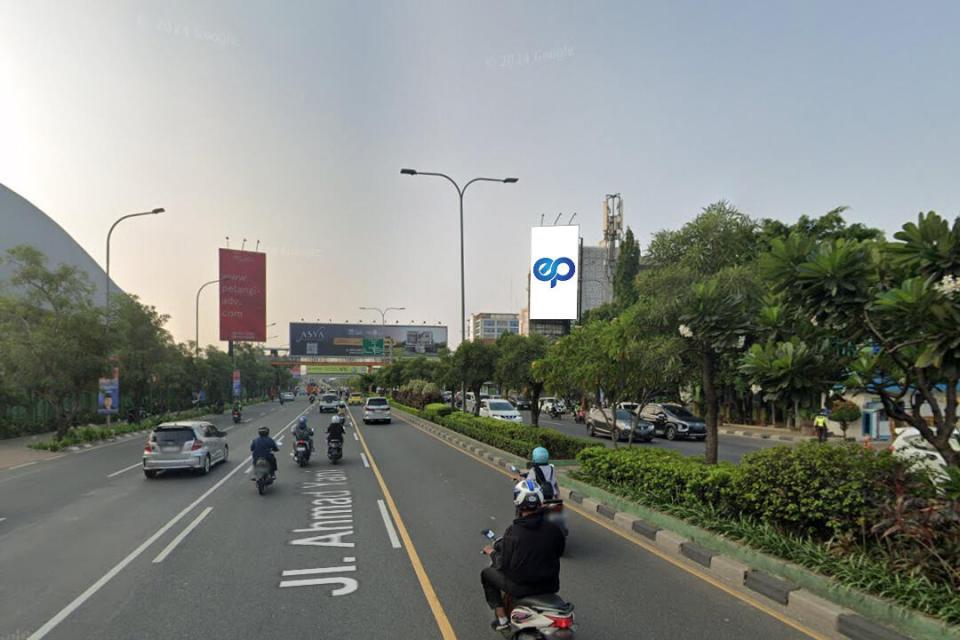 Billboard at JL. A. Yani (Depan Disnaker Bekasi), Bekasi