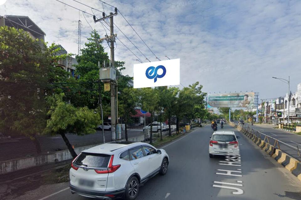 Billboard at Jl. Brigjend H. Hasan Basri (Bundaran Kayu Tangi), Banjarmasin