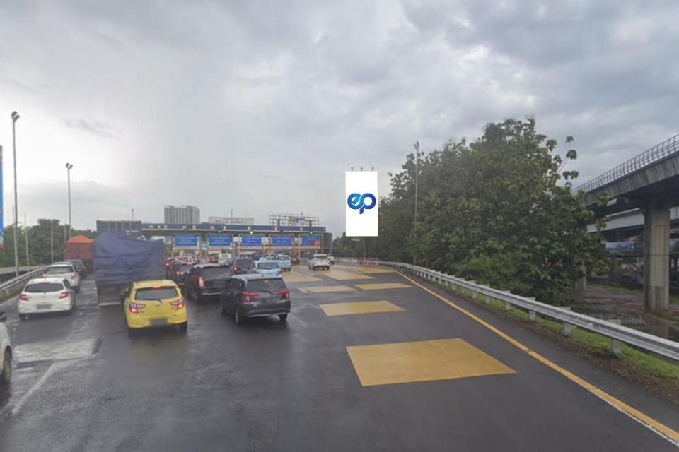 Billboard at Jl. Exit Tol Bekasi Barat 1 (Sebelum Gerbang Tol Satelit Bekasi), Bekasi