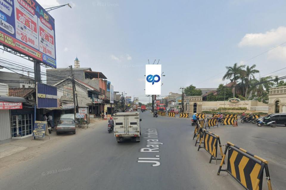 Billboard at Exit Jababeka (Median), Bekasi