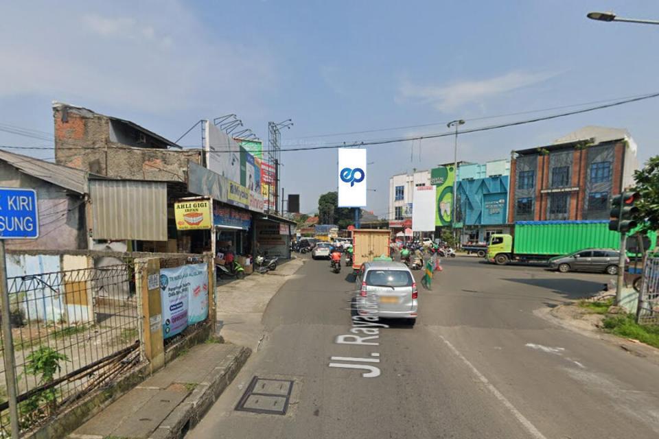 Billboard at Jl. Raya Jatiasih (Pertigaan Jl. Raya Jatiasih - Jl. Raya Pekayon, Bekasi