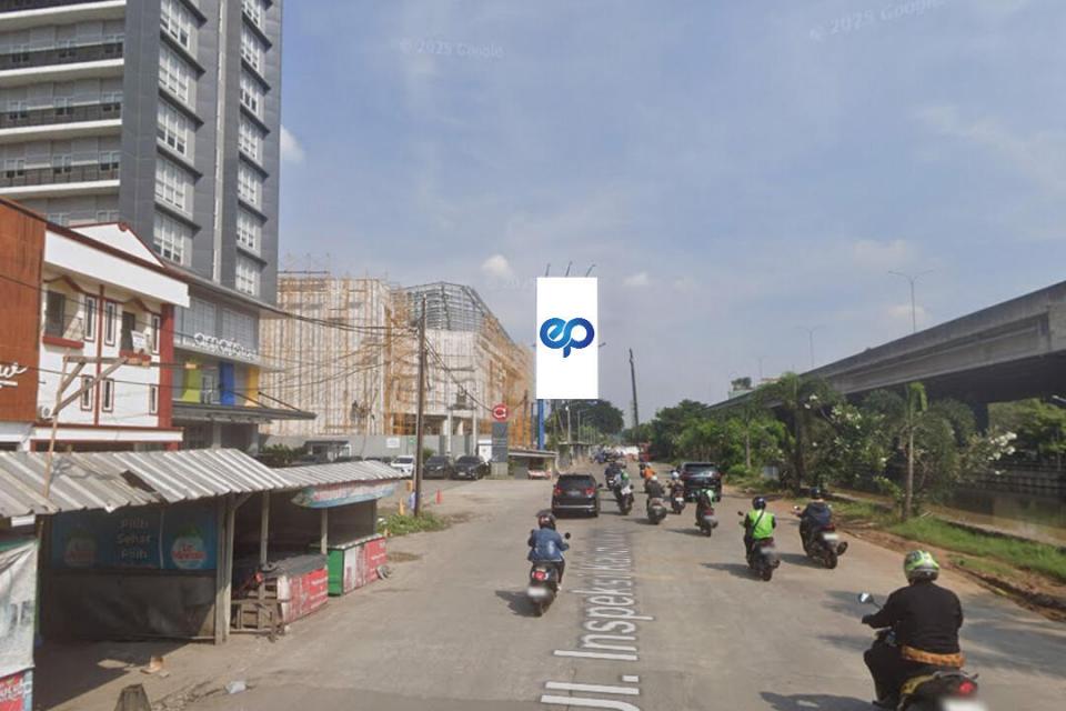 Billboard at JL. KH Noer Ali (Grand Metropolitan Mall), Bekasi