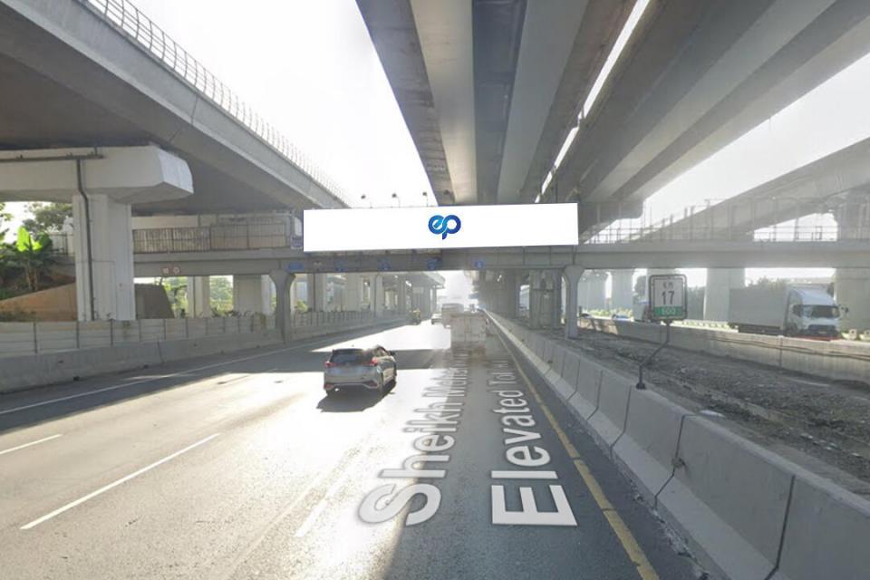 Billboard at JL. Tol Jakarta Cikampek KM 17+600 A, Bekasi
