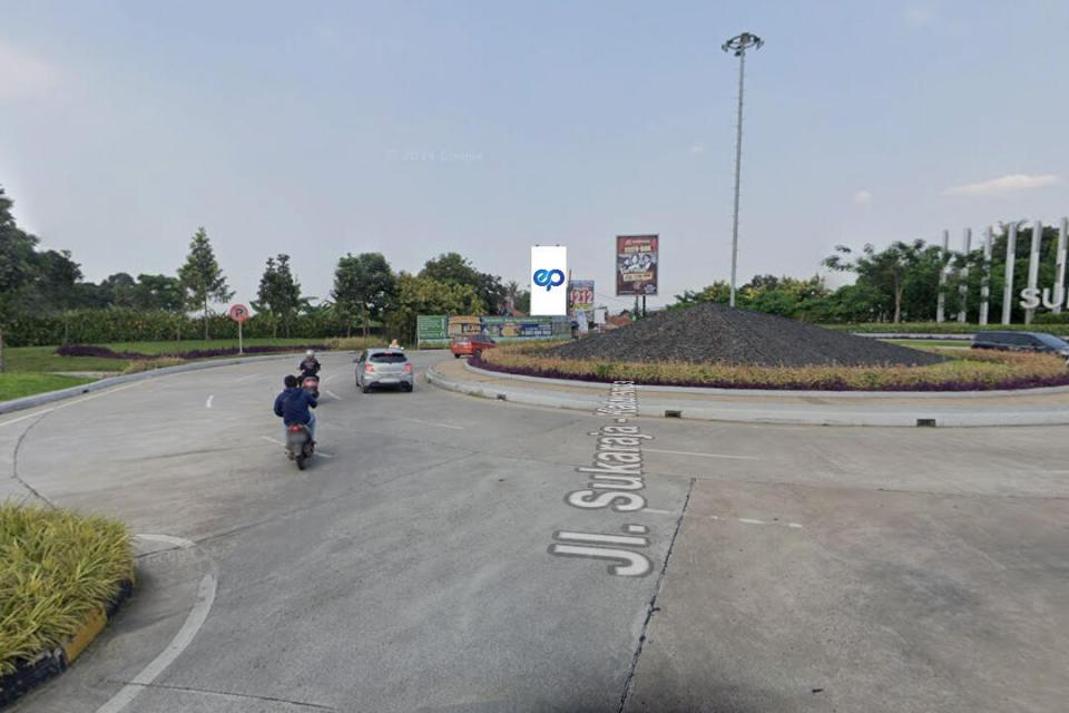 Billboard at JL. Sukaraja - Katulampa (Bunderan Summarecon), Bogor