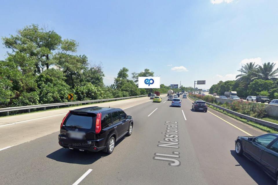 Billboard at TOL Jagorawi KM 22 + 650, Bogor