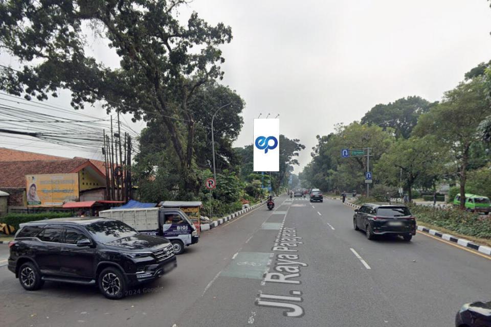 Billboard at JL. Raya Padjajaran (SDN Gunung Gede), Bogor