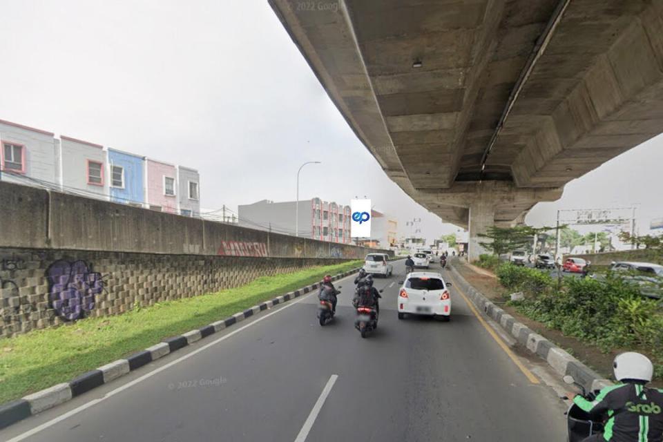 Billboard at JL. SOLEH ISKANDAR (EXIT TOLL KEDUNG BADAK) - TANAH SAREAL, BOGOR