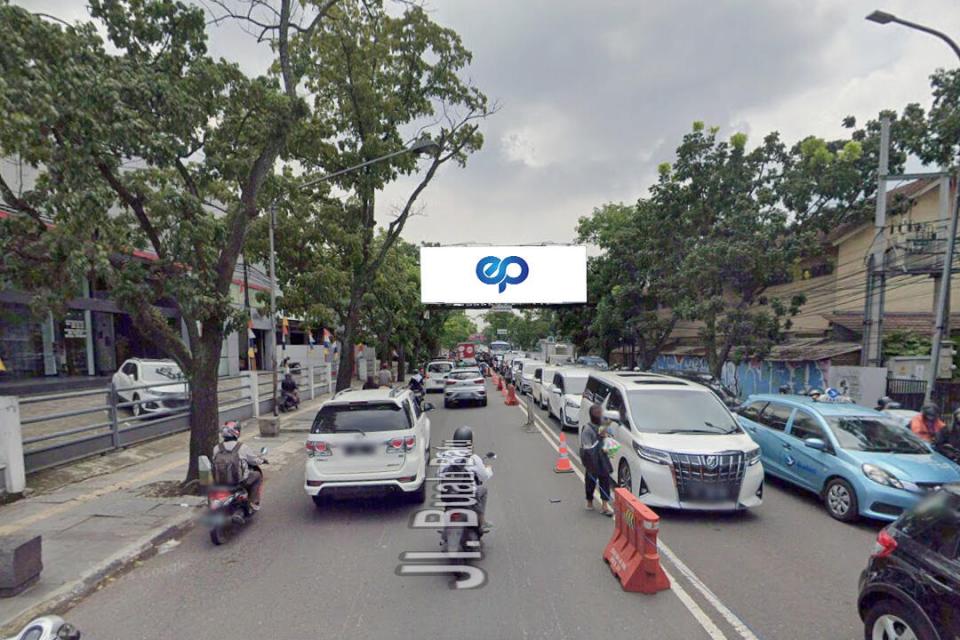 Billboard at JL. Buah Batu (SD Buah Batu), Bandung