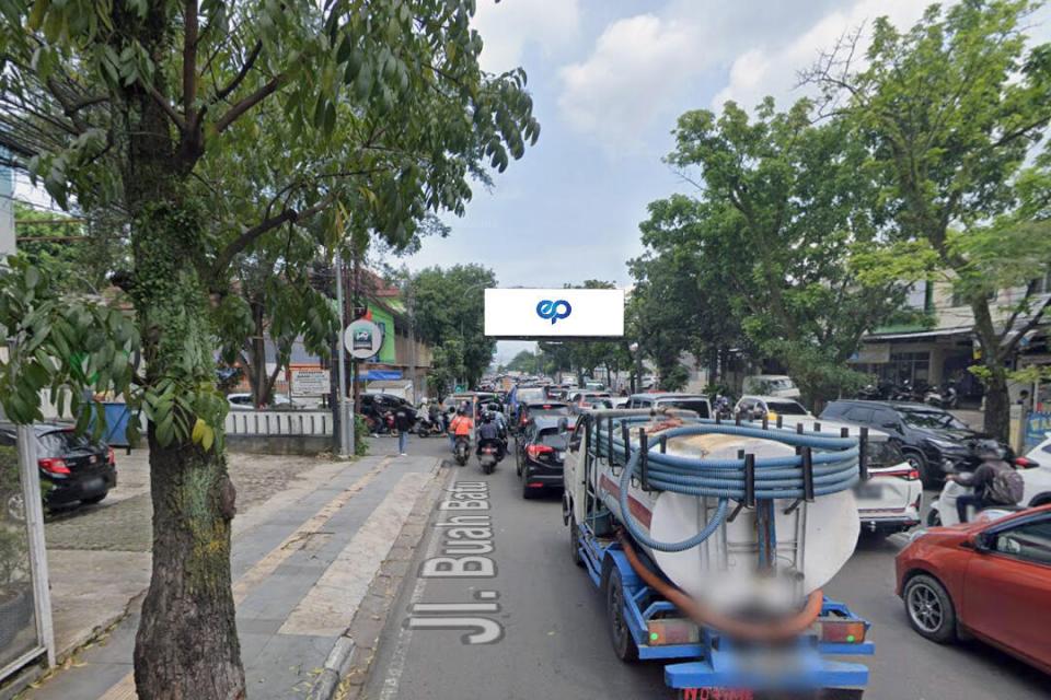 Billboard at JL. Buah Batu (SD Buah Batu), Bandung