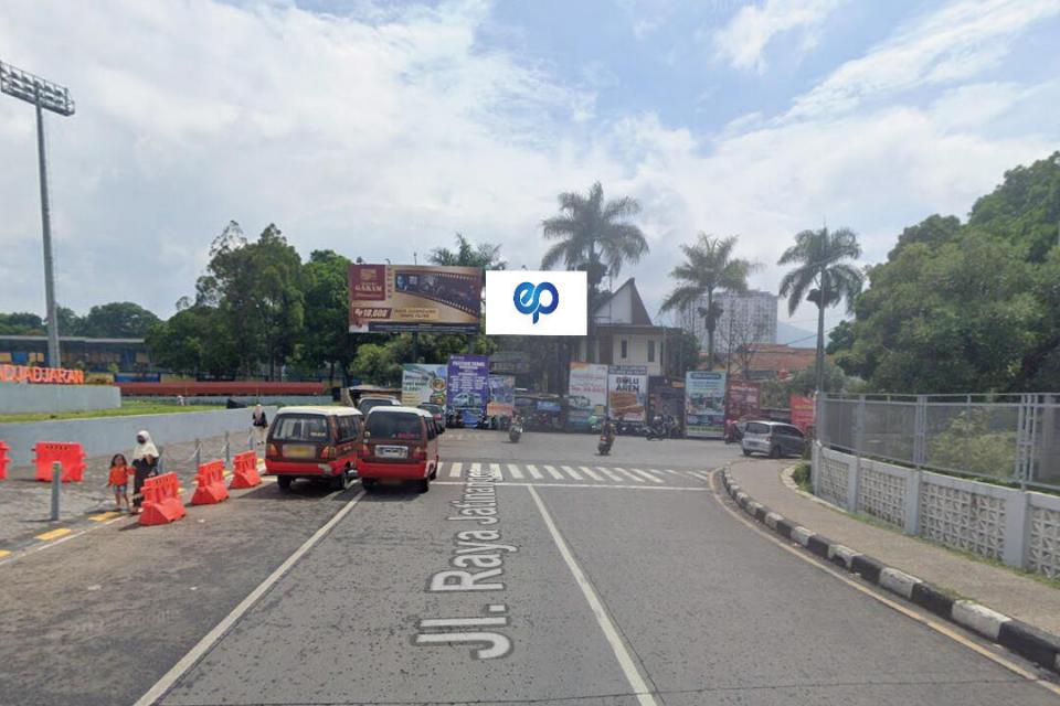 Billboard at JL. Jatinegara Universitas Padjajaran, Bandung