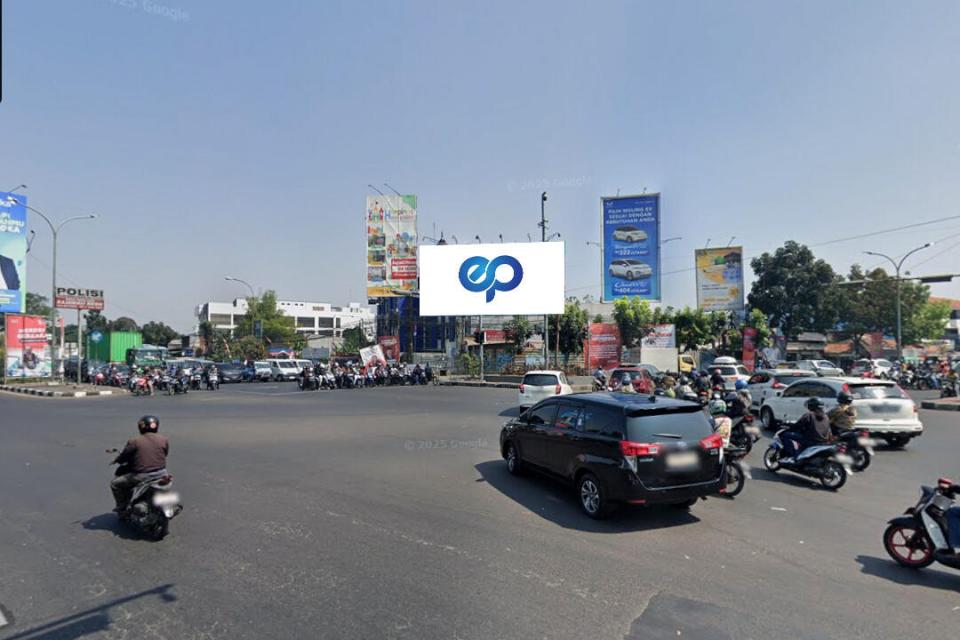 Billboard at Perempatan SAMSAT, Bandung