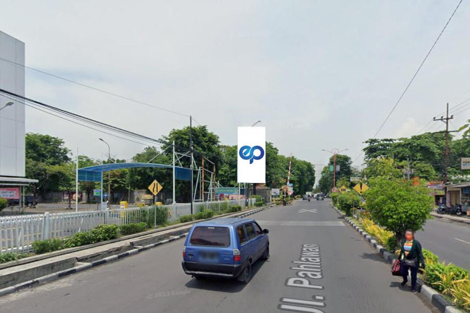 Billboard at JL. Pahlawan - Mall Ramayana, Sidoarjo