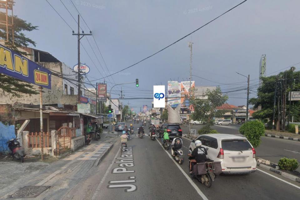 Billboard at JL. Thamrin, Sidoarjo