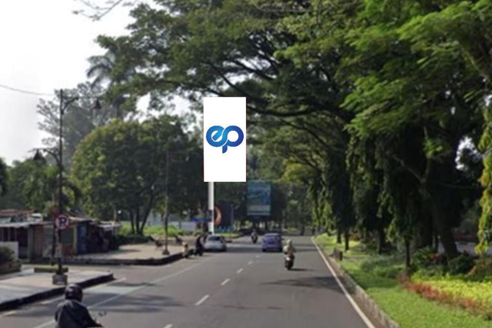 Billboard at JL. De Rumah (Veteran) dekat Matos, Malang