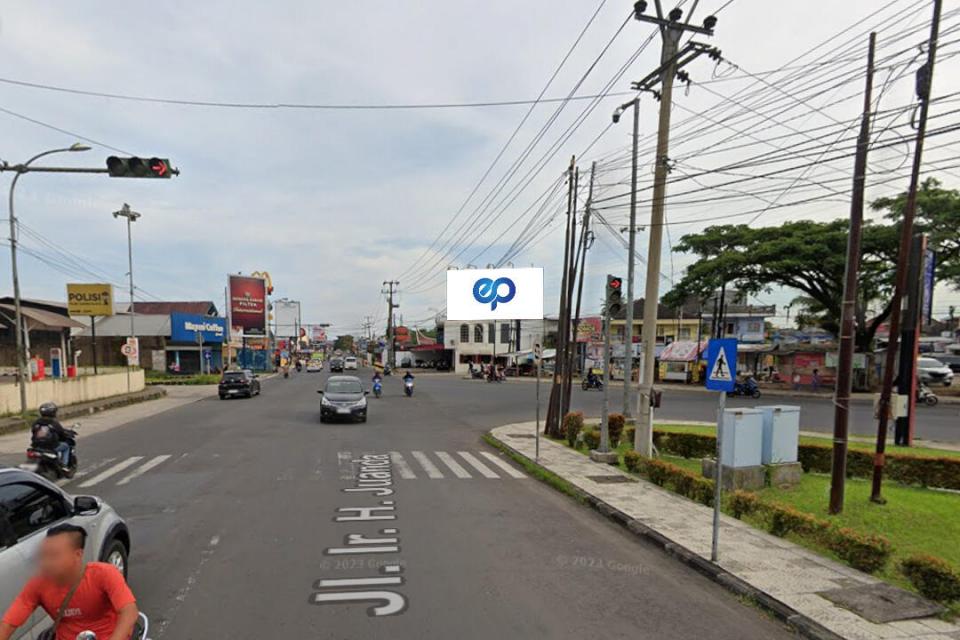 Billboard at JL. Djuanda - dekat Transmart, Tasikmalaya