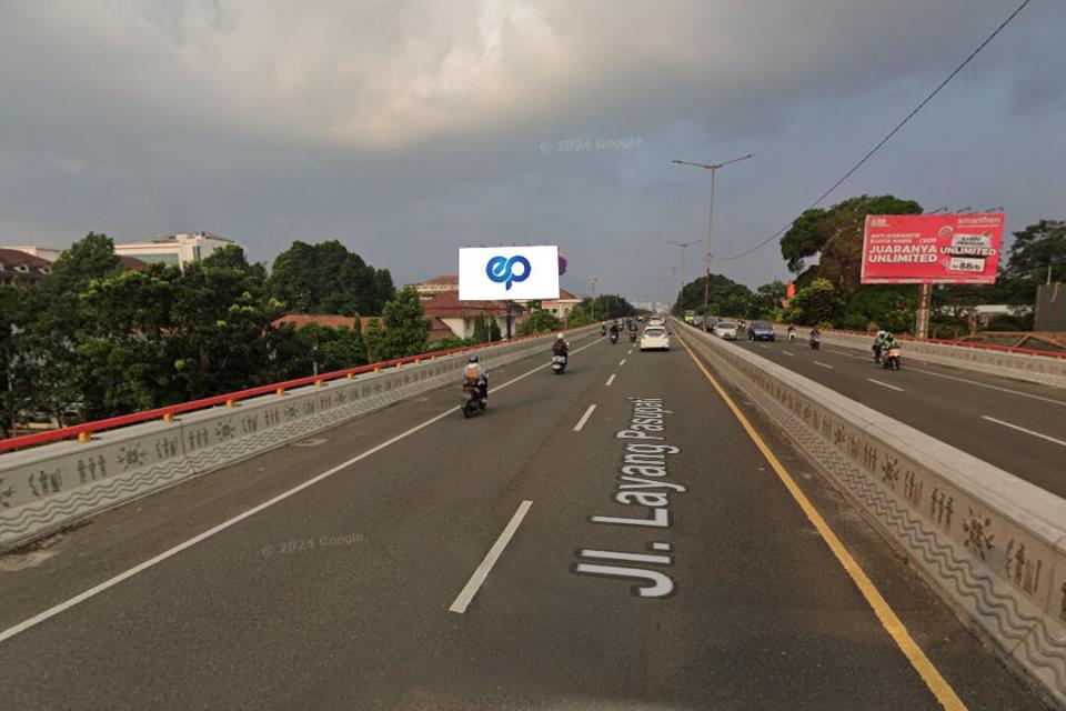 Billboard at JL. Flyover Pasupati (Depan RS. Hasan Sadikin), Bandung