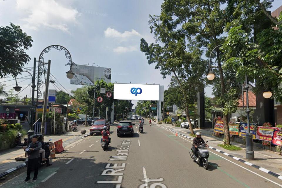 Billboard at Jl. LLRE Martadinata (Jalan Riau), Bandung