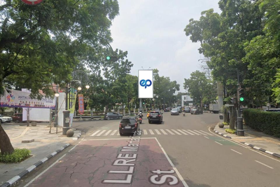 Billboard at Jl. LLRE Martadinata (Jalan Riau), Bandung