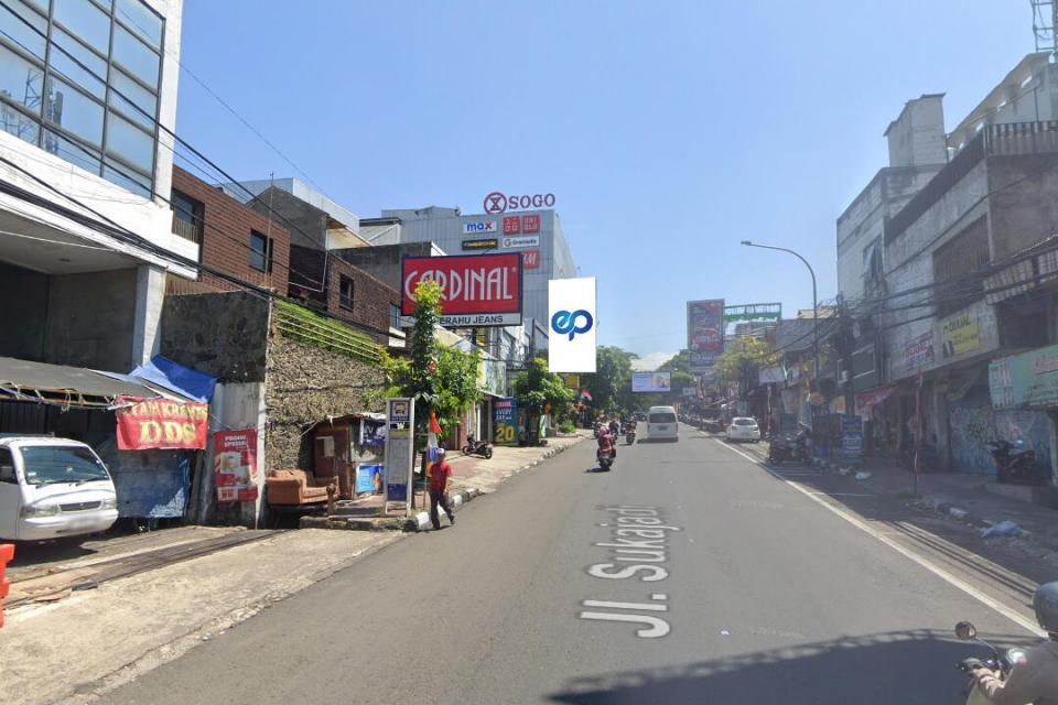 Billboard at JL. Sukajadi No. 123 (Paris Van Java), Bandung