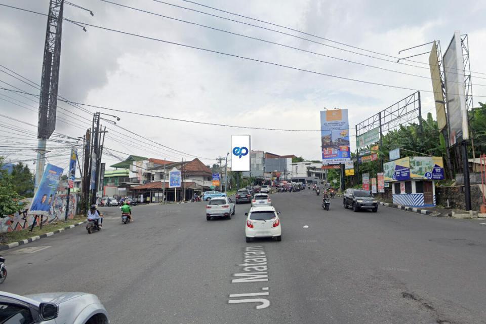 Billboard at Jl. Dr. Wahidin (Pertigaan Java Mall), Semarang