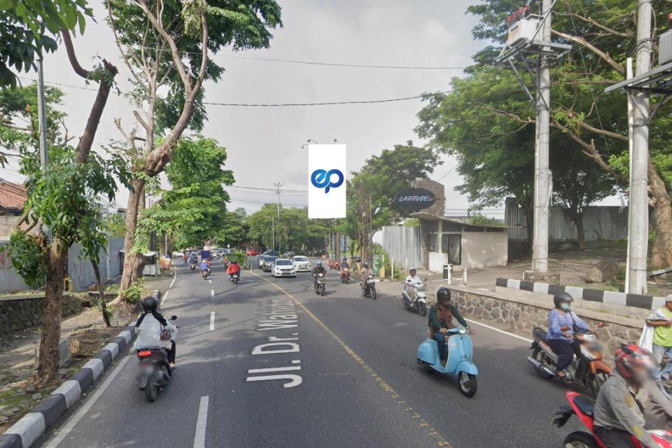 Billboard at Jl. Dr. Wahidin (Depan Fish & Co), Semarang