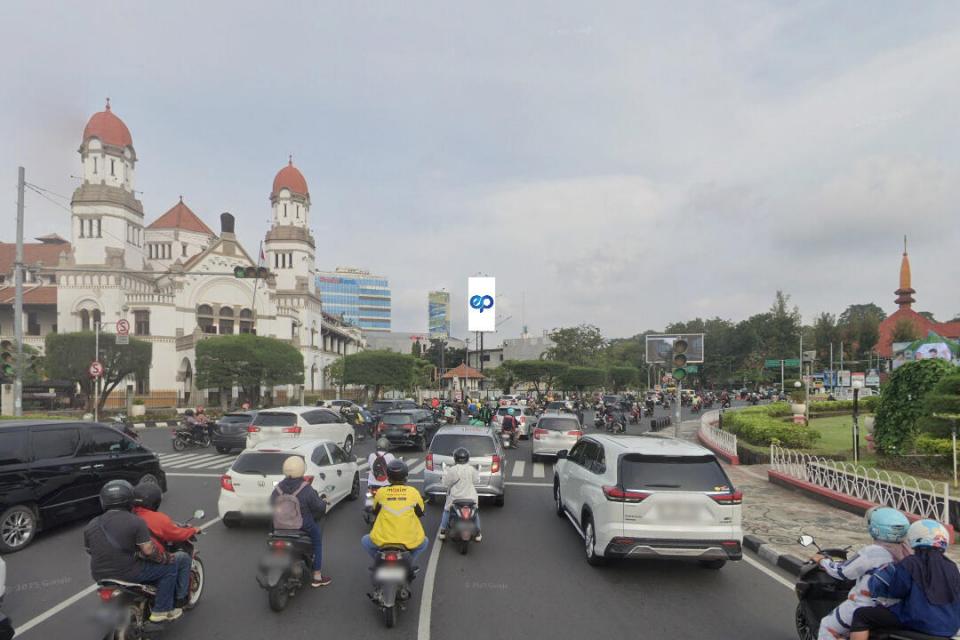 Billboard at Jl. Pandanaran (Bundaran Tugu Muda), Semarang