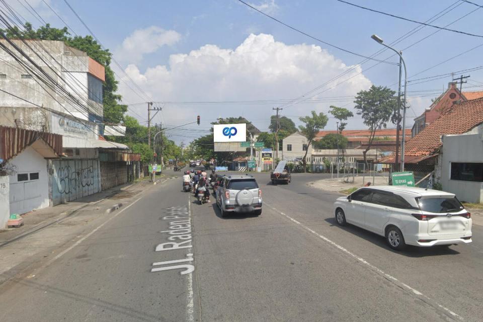 Billboard at Jl. MT Haryono (Perempatan Gereja Gedangan), Semarang
