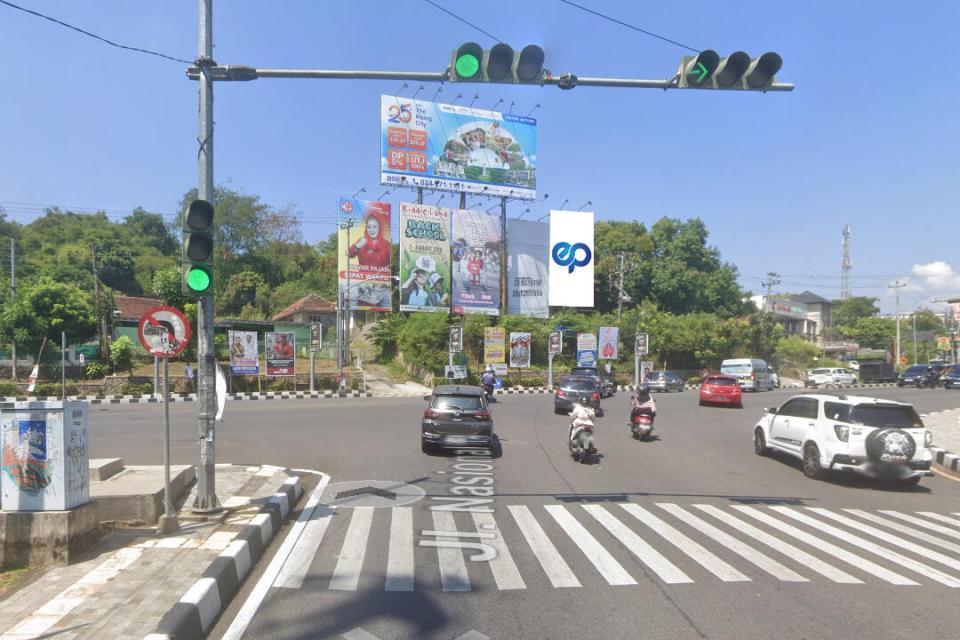 Billboard at Jl. Teuku Umar - Dr. Wahidin Kaliwiru, Semarang