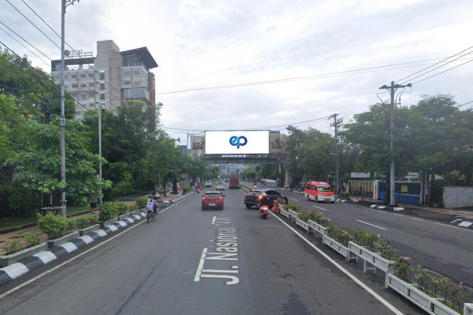 Billboard at Jl. Pandanaran (samping Multindo Finance), Semarang