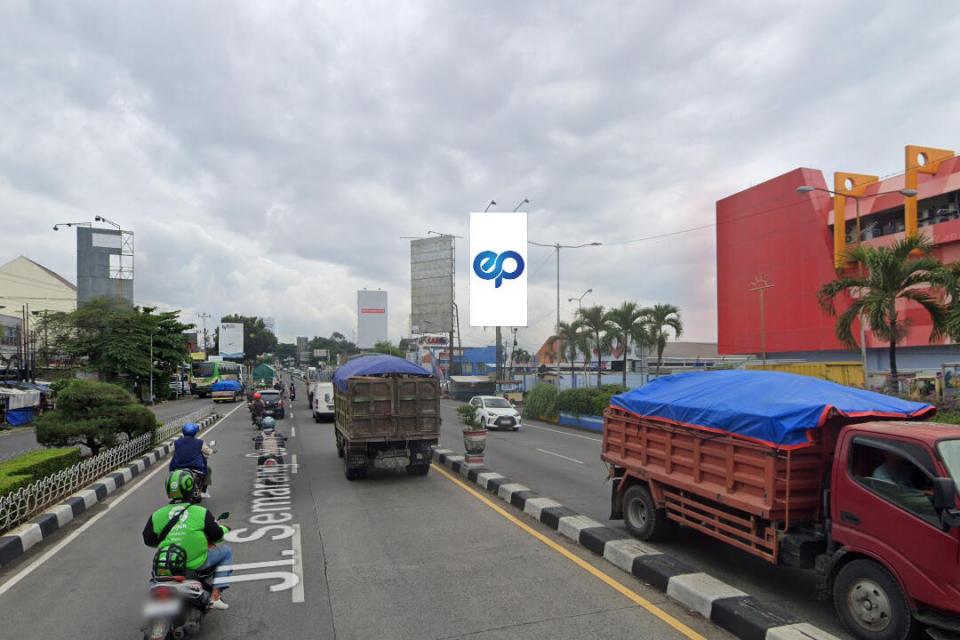 Billboard at Jl. Setiabudi (Depan McD ADA Swalayan), Semarang