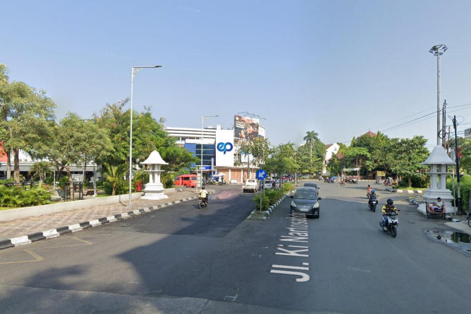 Billboard at Jl. K.H. Agus Salim, (Dekat Pasar Johar), Semarang