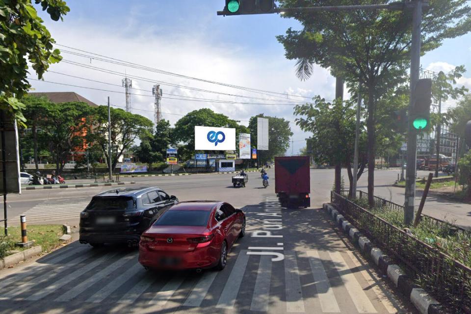 Billboard at Jl. Yos Sudarso (Pos Polisi Puri), Semarang