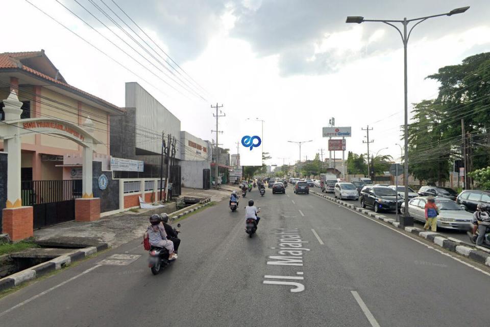 Billboard at Jl. Majapahit (Depan Lotte Mart), Semarang