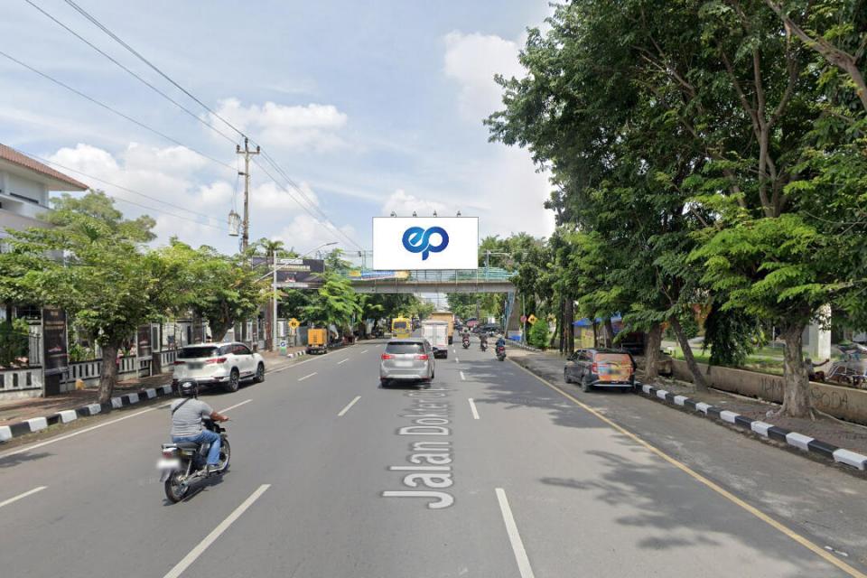 Billboard at Jl. Dr. Cipto Pasar Dargo, Semarang